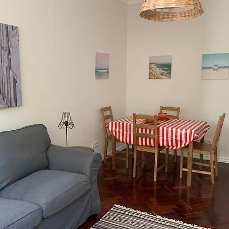 Casa Do Largo Sardinha - Very Central Apartment With Ac Lissabon Buitenkant foto