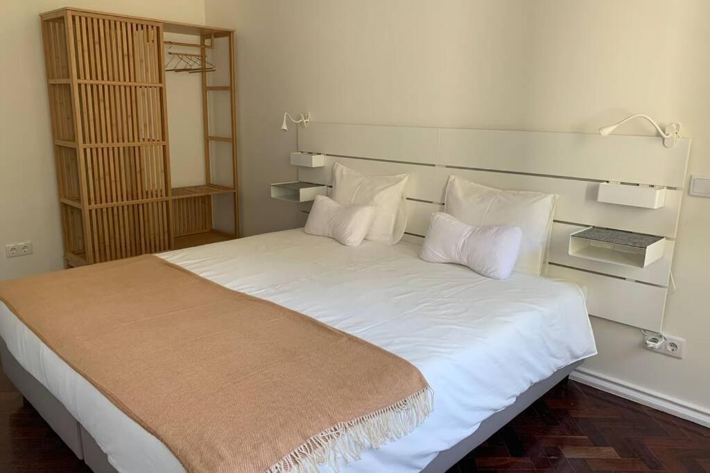 Casa Do Largo Sardinha - Very Central Apartment With Ac Lissabon Buitenkant foto
